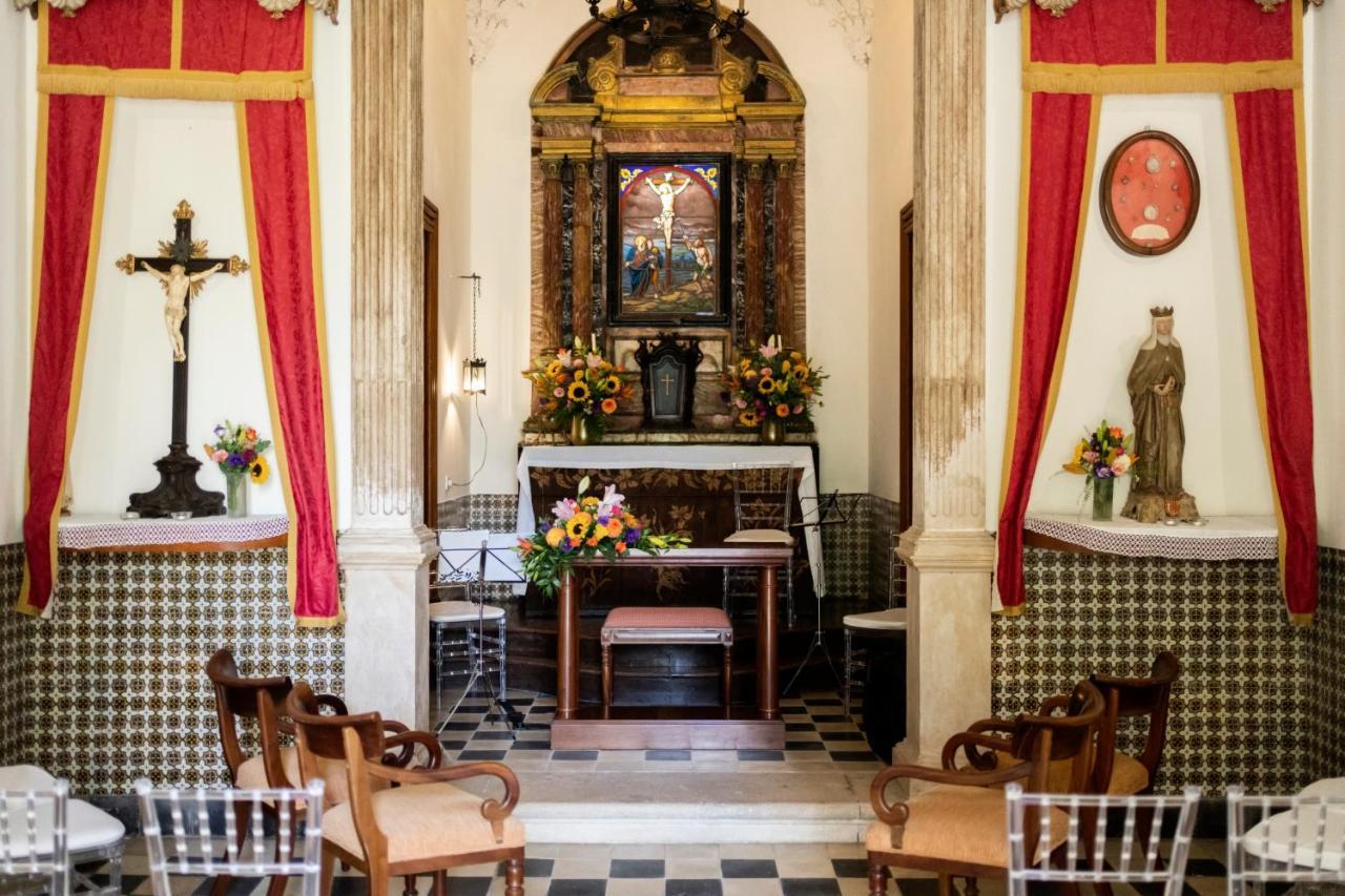 Hotel Quinta Das Lagrimas - Small Luxury Hotels Coimbra Exterior photo The interior of the church
